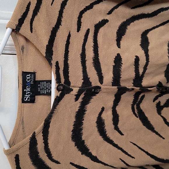 Tiger print cardigan - Picture 2 of 2